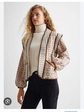 MNG Cropped Quilted Jacket